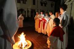 image072